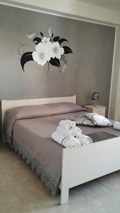 Апартаменты Casa Vacanze Il Glicine 1 Пакино Экстерьер фото